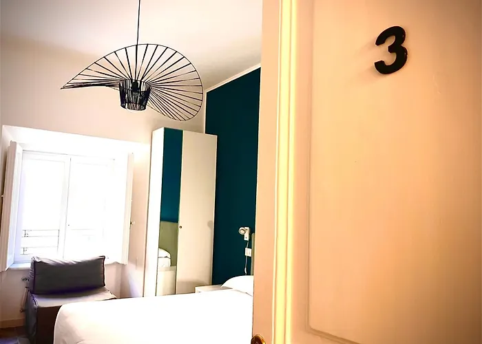 900 Liberty Rooms