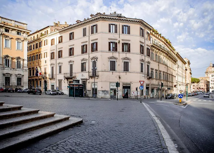 Pantheon Luxury Apartment