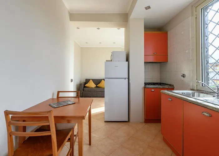 Crosti Apartments