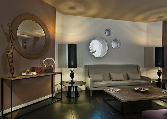 Hotel Caravel