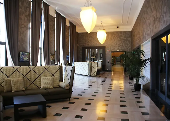Th Roma - Carpegna Palace