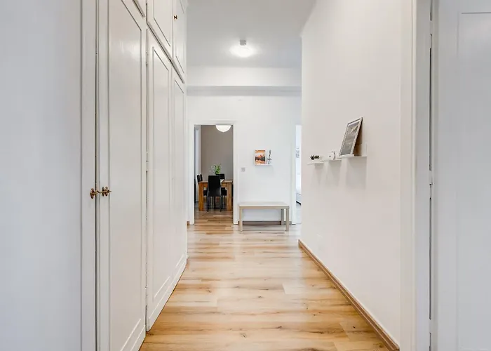 Joy House - Roma Vaticano
